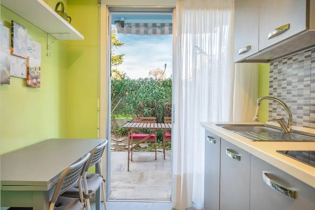Appartement Familial 6P, Avec Piscine Et Tennis, Proche Mer Roquebrune-Cap-Martin 0*,  Frankreich