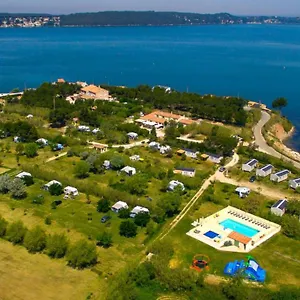 Tikayan Felix De La Bastide Campingplatz